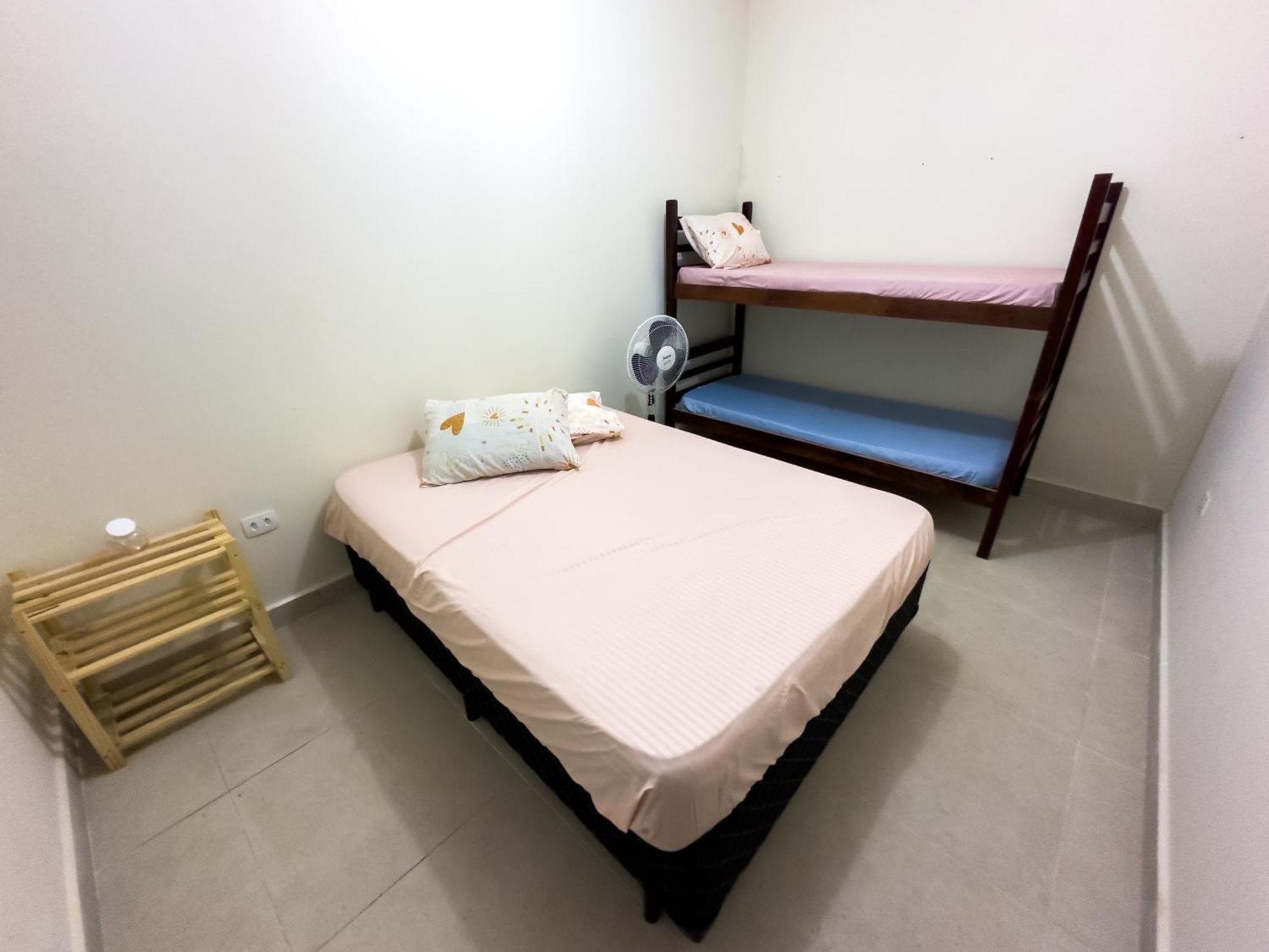 Hostel Familia Castor Itanhaém Екстериор снимка